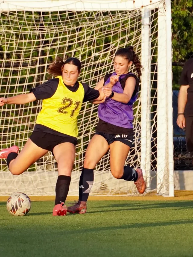 Alexis Burmeister playing soccer