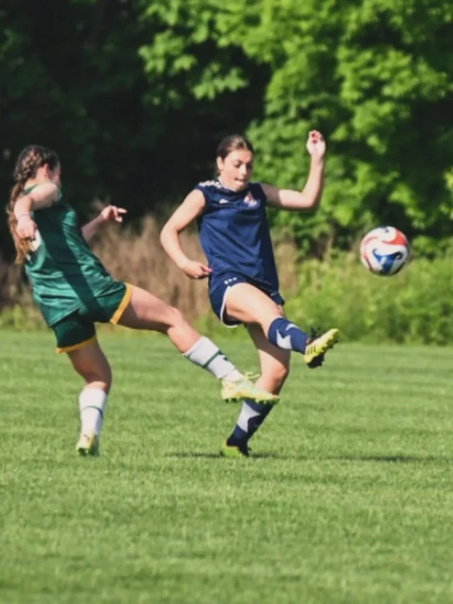 Alexis Burmeister playing soccer