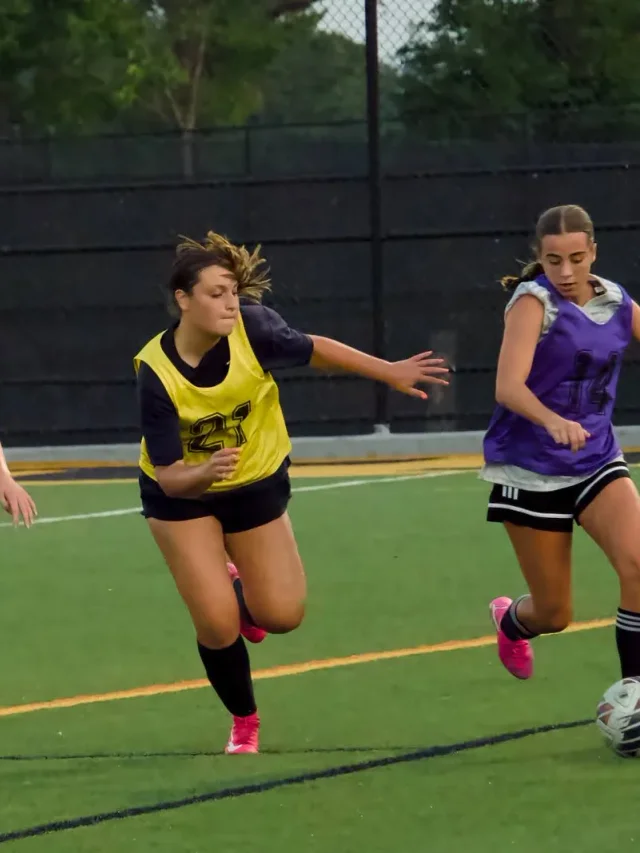Alexis Burmeister playing soccer