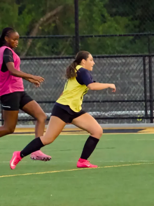 Alexis Burmeister playing soccer