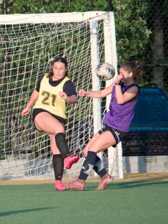 Alexis Burmeister playing soccer